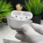 AirPods Pro (2nd generation) Wireless Headset – White