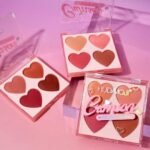 huda mouji blusher  each
