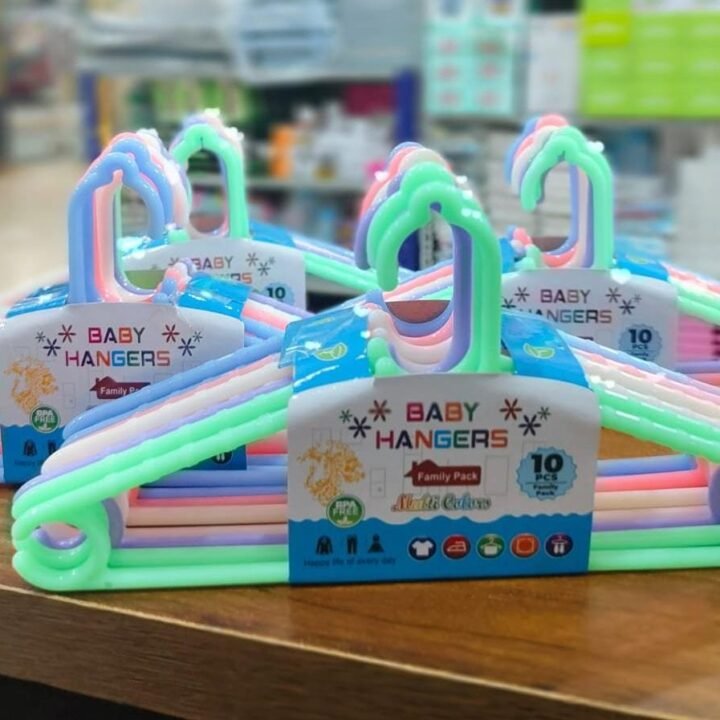 New arrival💫  Multipurpose plastic childrens clothes hangers set🤩  (Pack of 10) Set  Each Set💫☑  Random Colours🌟