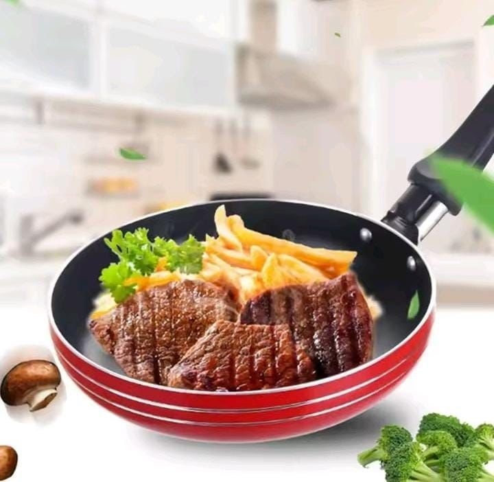 NON STICK ALUMINIUM EGG FRYING PAN 12 cm