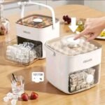 Ice cube maker