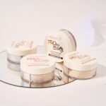 huda mouji loose powder 4 in one  each 3 colours available