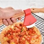 Bamboo Handle Pizza Rolling Cutter Steel