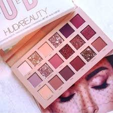 Huda Bauty Nudes Eyeshadow Palette